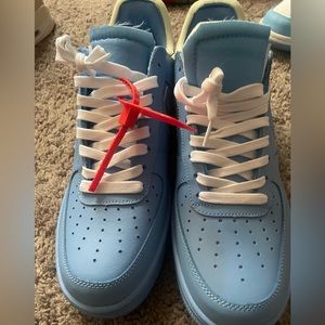 Nike Air Force 1 Low
Off-White MCA University Blue